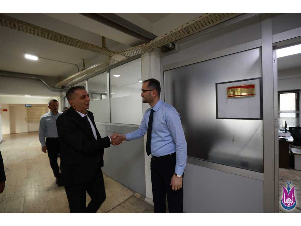 ŞEHZADELER BELEDİYE BAŞKANI HAKAN ŞİMŞEK GÖREVE BAŞLADI